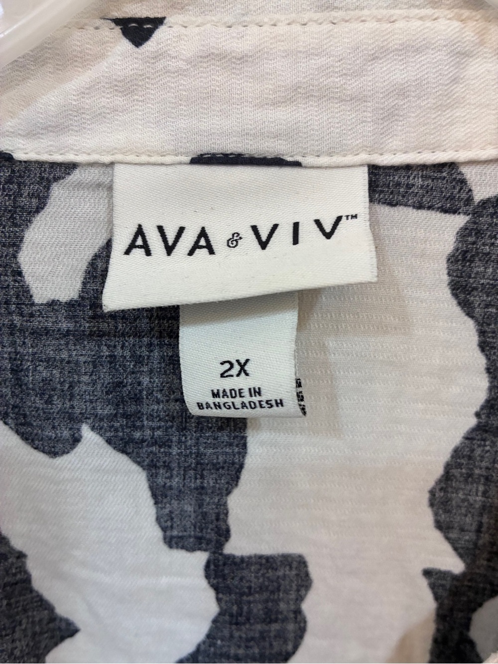 Ava & Viv Black and White Abstract Print Dress - Picture 3 of 9